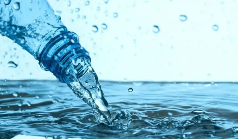 5A净水云仓净水器来告诉你：水为何让你皮肤越来越差